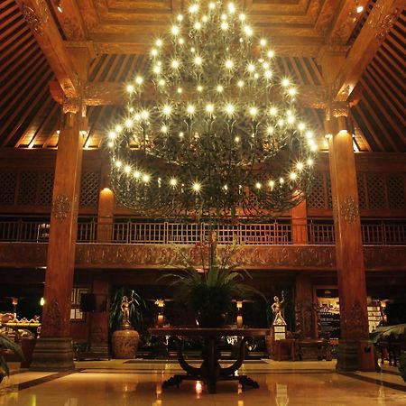 Laras Asri Resort&Spa Salatiga Exterior foto