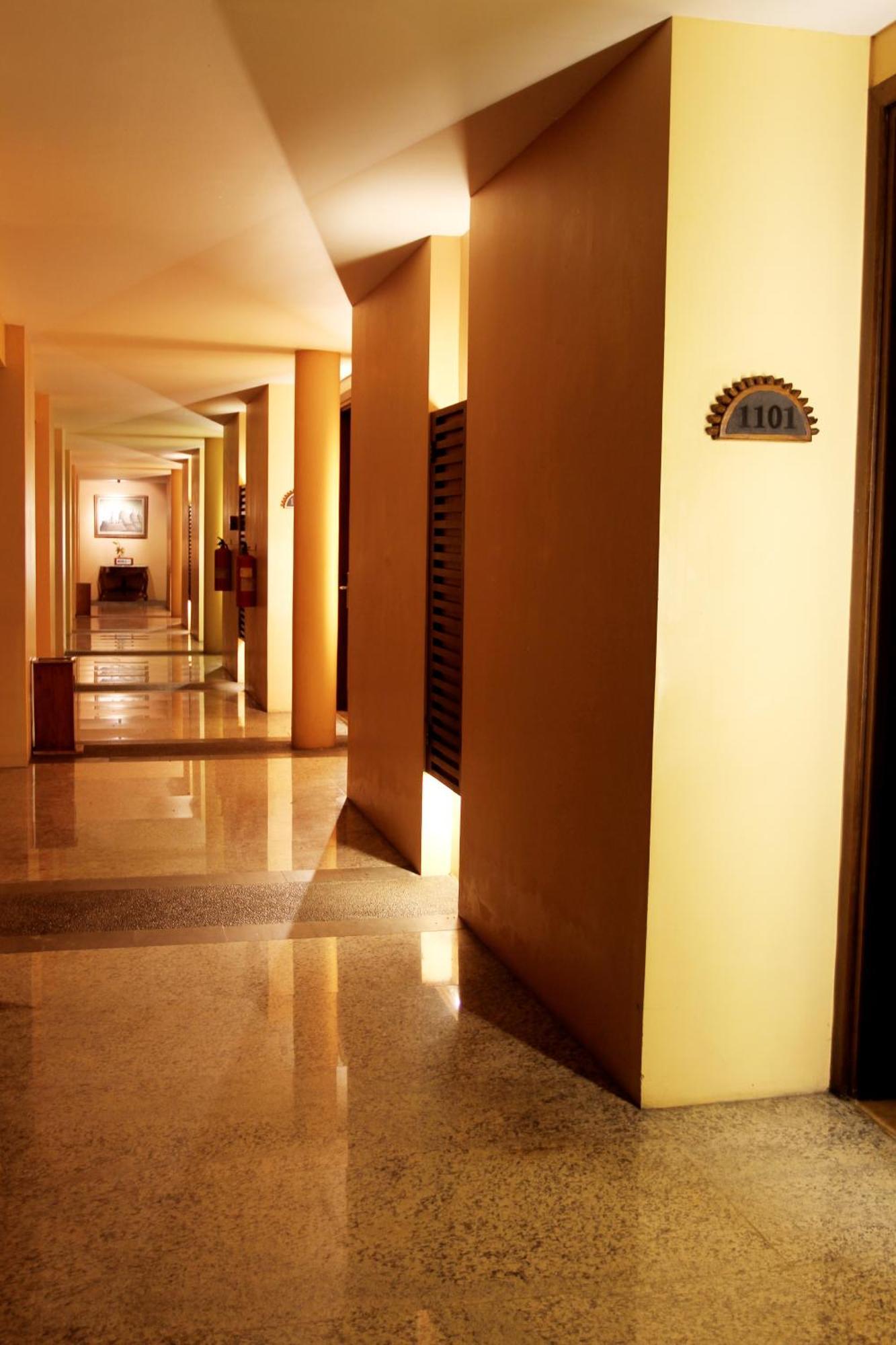 Laras Asri Resort&Spa Salatiga Habitación foto